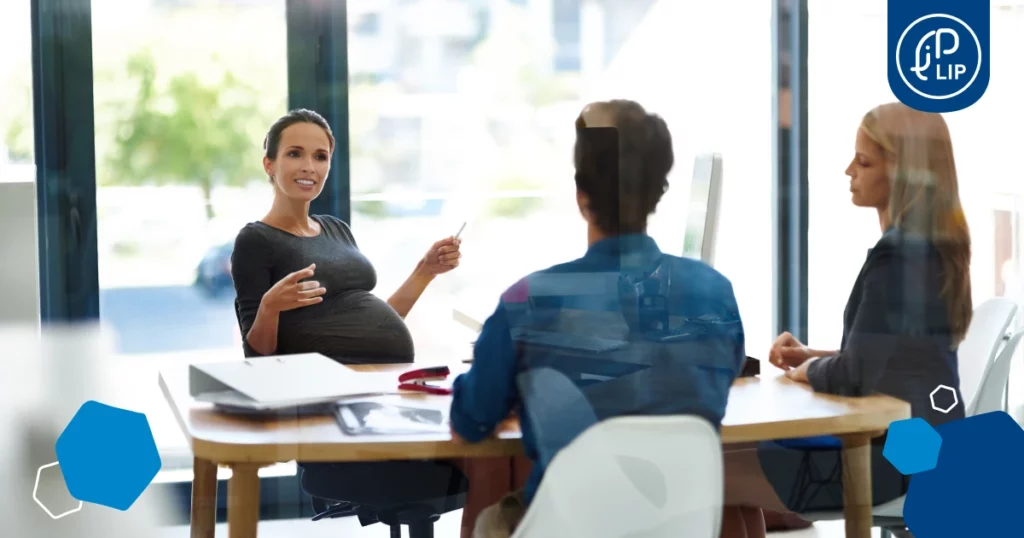 remplacer congé maternité